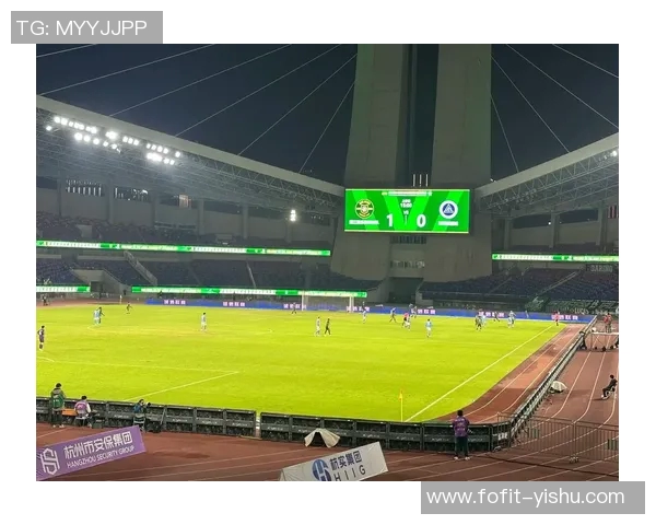 小豌豆闪耀绿茵场再续传奇以坚韧与信念书写不灭足球梦